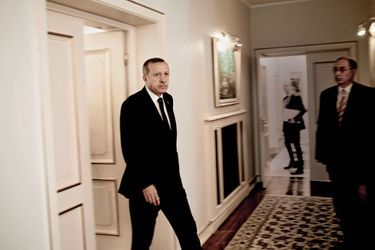 Le 16 juin, dans les salons de la résidence officielle de Recep Erdogan, à Ankara.