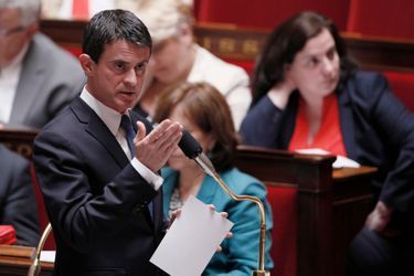 Manuel Valls à l&#039;assemblée nationale le 28 juin