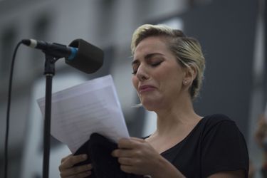 Lady Gaga lors de la veillée en hommage aux victimes d'Orlando, lundi à Los Angeles. 
