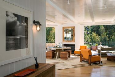 Cindy Crawford et son mari ont vendu une de leurs villas de Malibu il y a quelques jours.  