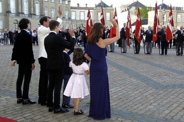 La princesse Marie et le prince Joachim de Danemark avec leurs enfants à Copenhague, le 7 juin 2019