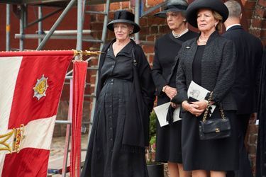 La reine Margrethe II de Danemark et ses soeurs, la princesse Benedikte de Danemark et l&#039;ex-reine Anne-Marie de Grèce, à Lyngby le 25 juin 2018