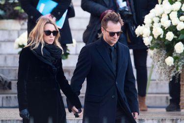 Laura Smet et David Hallyday aux funérailles de Johnny Hallyday à la Madeleine, à Paris le 9 décembre 2017