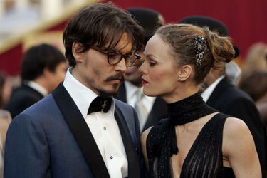 Johnny Depp et Vanessa Paradis à la cérémonie des Oscars en 2005.