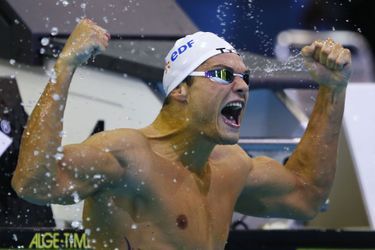 A Berlin, aux championnats d’Europe, il gagne le 100m nage libre 