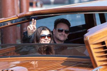 Bono se rend au mariage de George et Amal Clooney à Venise en 2014.