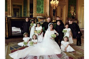 Photo officielle du mariage du prince Harry et de Meghan Markle avec leurs enfants d&#039;honneur