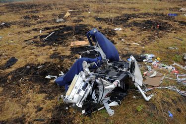 Des restes de l&#039;avion Malaysia Airlines MH17, photographiés en 2014 après le crash.