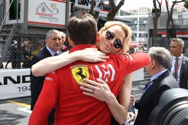 La princesse Charlène de Monaco avec le coureur monégasque Charles Leclerc, à Monaco le 26 mai 2019