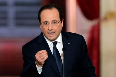 Hollande va "clarifier" la situation avant le 11 février - Première dame