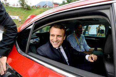 Emmanuel Macron lors de la 17ème étape du Tour de France