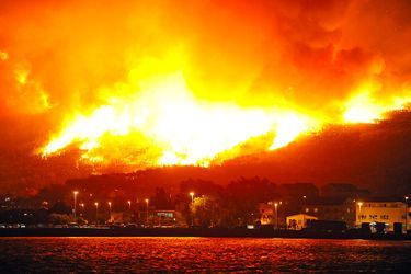 Dans la région de Split (Croatie), 4500 hectares de pinède, de broussailles et d'oliviers ont été brûlés.