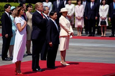 L'impératrice Masako et l'empereur Naruhito du Japon avec Donald et Melania Trump à Tokyo, le 27 mai 2019