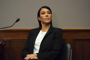 Kourtney Kardashian en conférence au Senat, mardi 24 avril