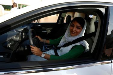 Une femme apprend à conduire, à Jeddah en mars dernier. 