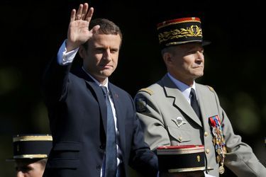 Emmanuel Macron sur les Champs Elysées pour le 14 Juillet