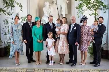 Photo de famille aux 40 ans de la princesse Victoria, le 14 juillet 2017.