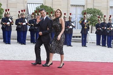 Dîner d’Etat à l’Elysée pour le président mexicain Enrique Peña Nieto et son épouse Angélica Rivera