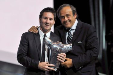 Lionel Messi et Michel Platini en 2011
