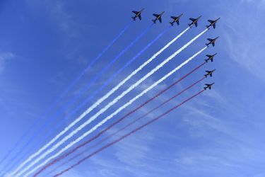 La patrouille de France dans le ciel parisien