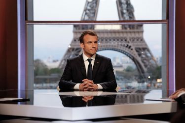 Emmanuel Macron lors de l&#039;interview donnée pour ses un an à l&#039;Elysée.