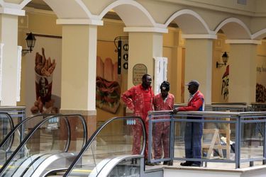 Le Westgate Mall de Nairobi rouvre ses portes près de deux ans après l&#039;attaque terroriste qui a tué 67 personnes