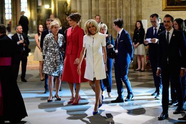 Melania Trump et Brigitte Macron ont visité la cathédrale Notre-Dame de Paris, jeudi après-midi. 