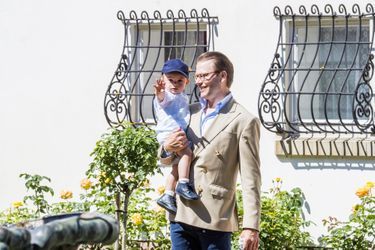Le prince Daniel et Oscar de Suède sur l&#039;île d&#039;Öland, le 15 juillet 2017.