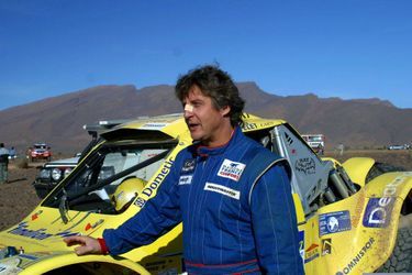 2004. Laurent Bourgnon au Paris-Dakar