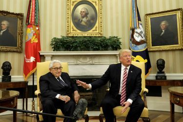 Henry Kissinger et Donald Trump à la Maison Blanche, le 10 mai 2017.