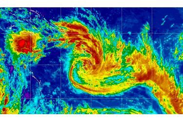 Une pré-alerte cyclonique est en cours jeudi en Nouvelle-Calédonie, annonce Météo Consult sur son site internet. Une tempête tropicale, baptisée Vania, se renforce, avec des vents moyens atteignant 100 km/h. Des pluies diluviennes, accompagnée de vents forts (150km/h) sont attendus sur l'archipel. Dans les prochaines heures, cette tempête tropicale se déplacera vers le sud et menacera directement les iles Loyauté et la Nouvelle-Calédonie. La tempête touchera le sud de l'île principale entre jeudi soir et vendredi matin.