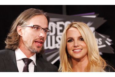<br />
Jason Trawick et Britney Spears, lors des MTV Awards en 2011.