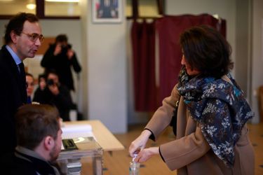 Agnès Buzyn a voté à Paris pour le premier tour des élections municipales, le 15 mars 2020.