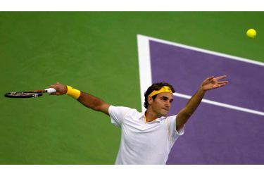 Roger Federer a disposé sans trop de mal de Nikolay Davydenko, en finale du tournoi de Doha (6-3, 6-4), en 1h19' de jeu. Le Suisse remporte donc son premier tournoi de la saison, le 67e de sa carrière, au lendemain de sa victoire un peu plus étriquée en demi-finale face à Jo-Wilfried Tsonga (6-3, 7-6). Federer n'a pas concédé un seul set de la semaine et semble donc fin prêt pour l'Open d'Australie, à un peu plus d'une semaine du début du premier Grand Chelem de l'année.