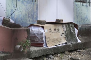 Dans la ville de Guayaquil, la crise sanitaire est telle que des corps sont abandonnés dans les rues.