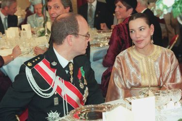 Le prince Albert de Monaco et la princesse Hasnaa du Maroc, à Bruxelles le 4 décembre 1999