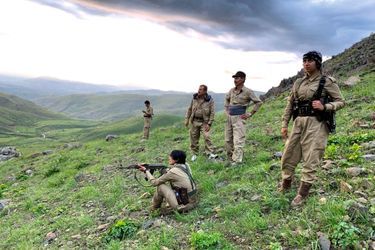 Les peshmergas du Parti démocratique du Kurdistan d’Iran (PDKI), près de leur base à la frontière iranienne