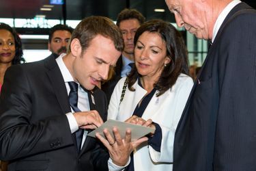 Brigitte et Emmanuel Macron, opération séduction pour les JO