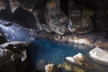 Cave de Grjótagjá, en Islande