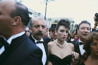 Isabelle Adjani à Cannes en 1983, boudée par les photographes. 
