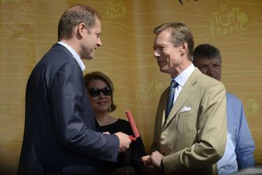 Le grand-duc Henri de Luxembourg décore Christian Prudhomme à Mondorf-les-Bains, le 4 juillet 2017