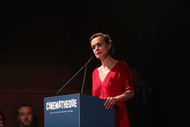Sandrine Bonnaire&nbsp;à l'hommage rendu à Agnès Varda à la Cinémathèque française avant ses obsèques au cimetière du Montparnasse à Paris, le 2 avril 2019.&nbsp;