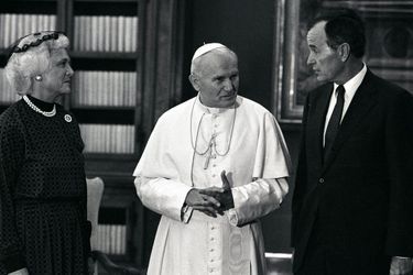 Au Vatican avec Jean-Paul II en 1985