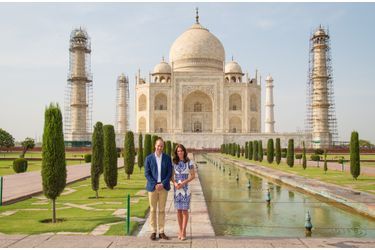 Même devant le temple de l&#039;amour, le Taj Mahal qu&#039;ils ont visité le 16 avril 2016, Kate et William sont restés bien sages.