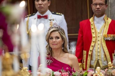 La reine Maxima des Pays-Bas parée du diadème queue de paon en rubis et diamant, à Amsterdam le 20 novembre 2018