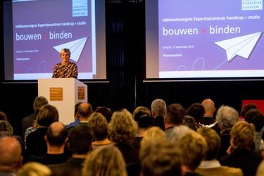 La princesse Laurentien des Pays-Bas ouvre un congrès sur le handicap à Utrecht, le 12 décembre 2016