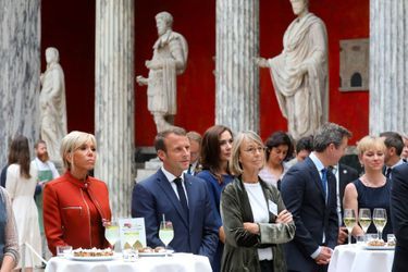 Brigitte Macron, Emmanuel Macron, Mary du Danemark, Françoise Nyssen et Frederik du Danemark, mercredi au Ny Carlsberg Glyptotek.