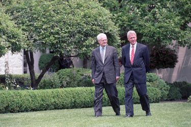 Bill Clinton reçoit le Premier ministre français, Lionel Jospin, à la Maison Blanche, le 18 juin 1998.
