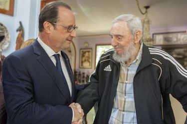 Fidel Castro, photographié en mai 2015 avec François Hollande.