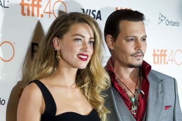 Johnny Depp, avec Amber Heard, en 2015